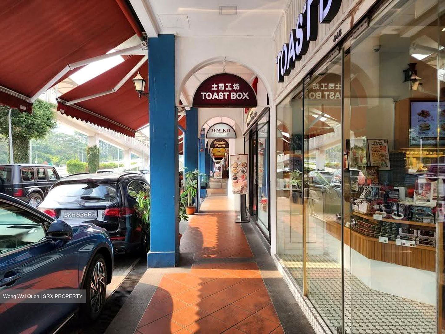 THE RAIL MALL (D23), Retail #639393231